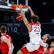 爱游戏下载-阿根廷男篮鏖战立陶宛男篮，詹姆斯三分雨点燃全场的简单介绍