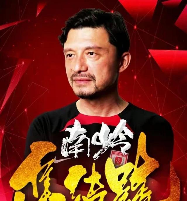 战术调整得当，中超冠军呼之欲出，稳坐首位的简单介绍