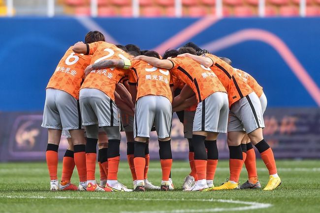 MAD轻取DK，Zeus团战一打五入围赛3:0（深圳）