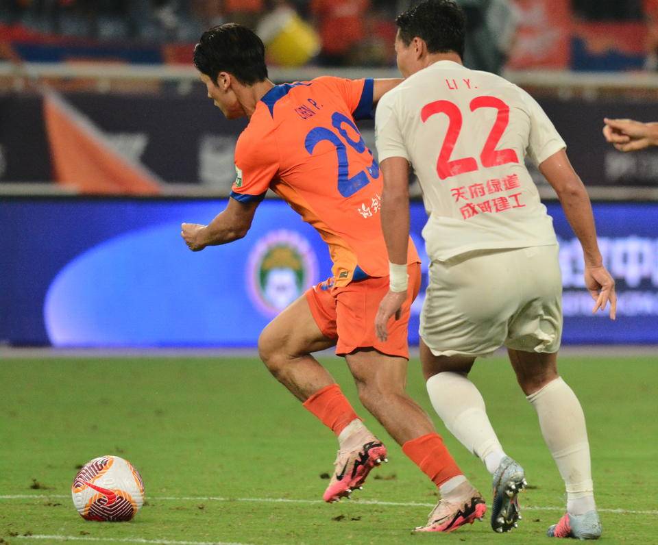 角逐中出现精彩绝伦的进球瞬间