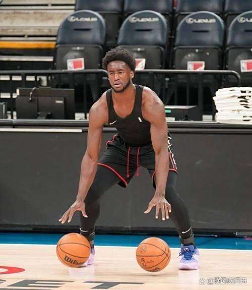 关于猛龙外线射手三分命中率飙升，战胜老鹰的信息