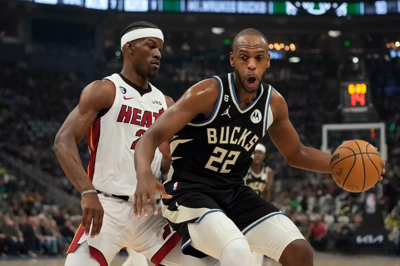 雄鹿对战国王字母哥对霍乐迪的较量