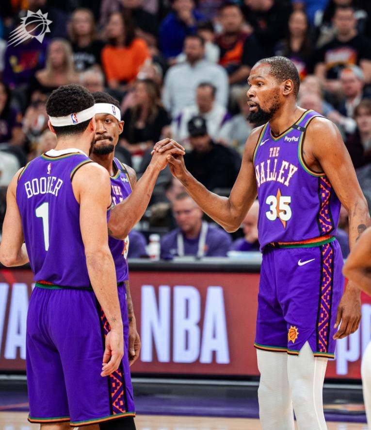 快船惨败太阳，遭遇两连败