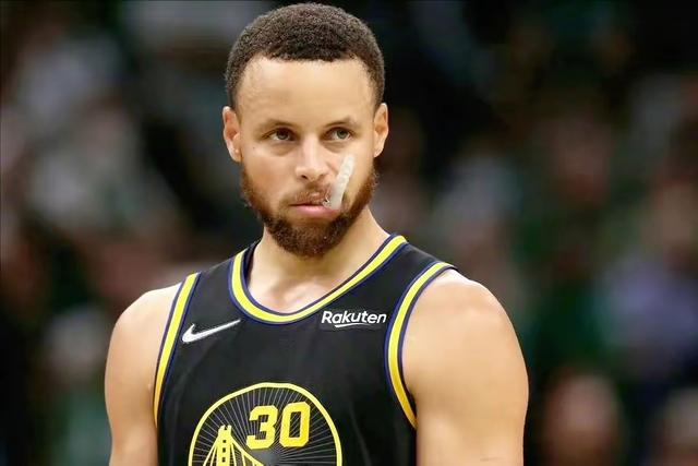 关于勇士强势双杀狂野丹尼，伤愈回归库里展现超级状态的信息