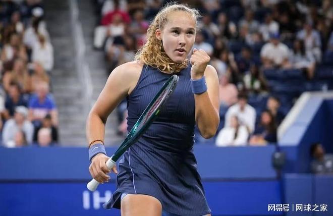 英国网球队翻盘西班牙网球队，穆雷送出助攻