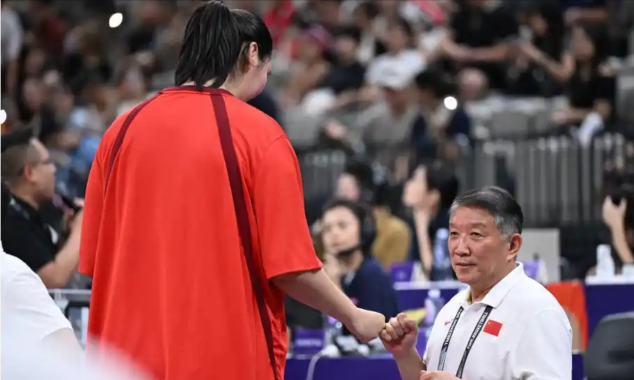 韩国队逆转丹麦队，桃田贤斗扛起全队