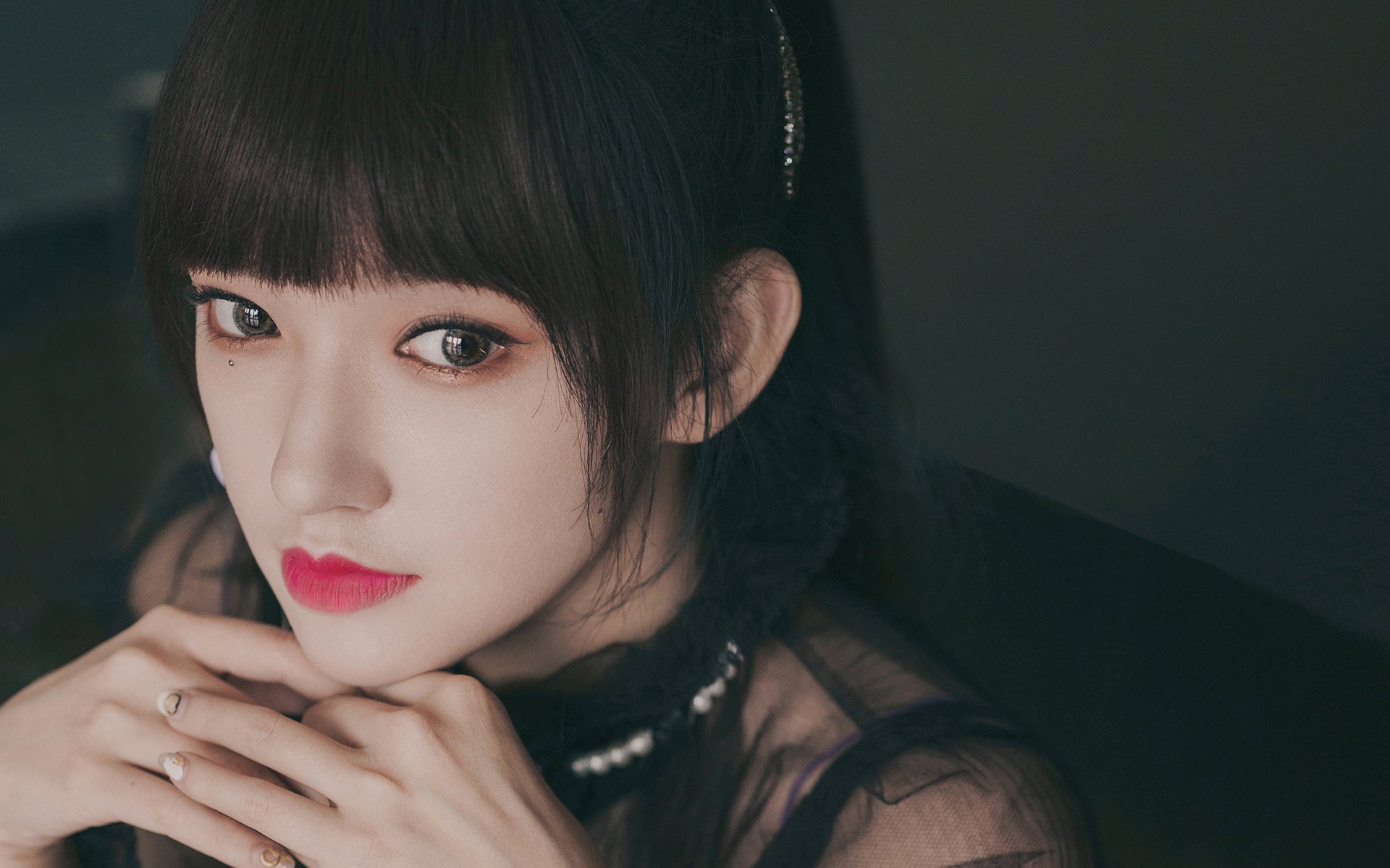 速度与战术，从加纳的足球智慧到F1赛道的冠军之心